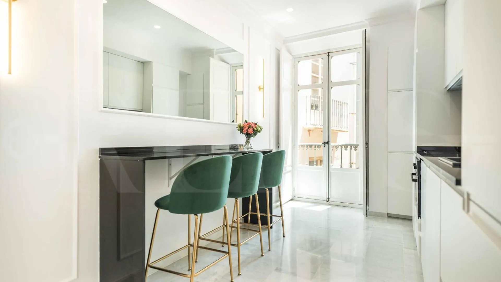 Deluxe Apartment - Historic Center By Rems Malaga